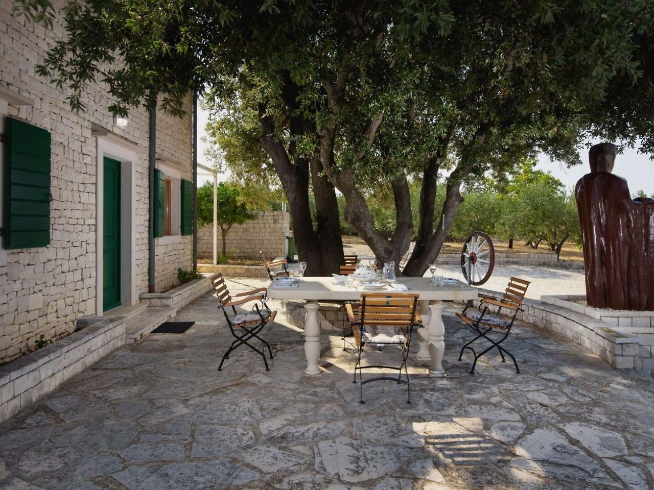 Villa Dubrava Tranquil Retreat Nestled In An Olive Grove For Serene Escapes Pucisca Buitenkant foto